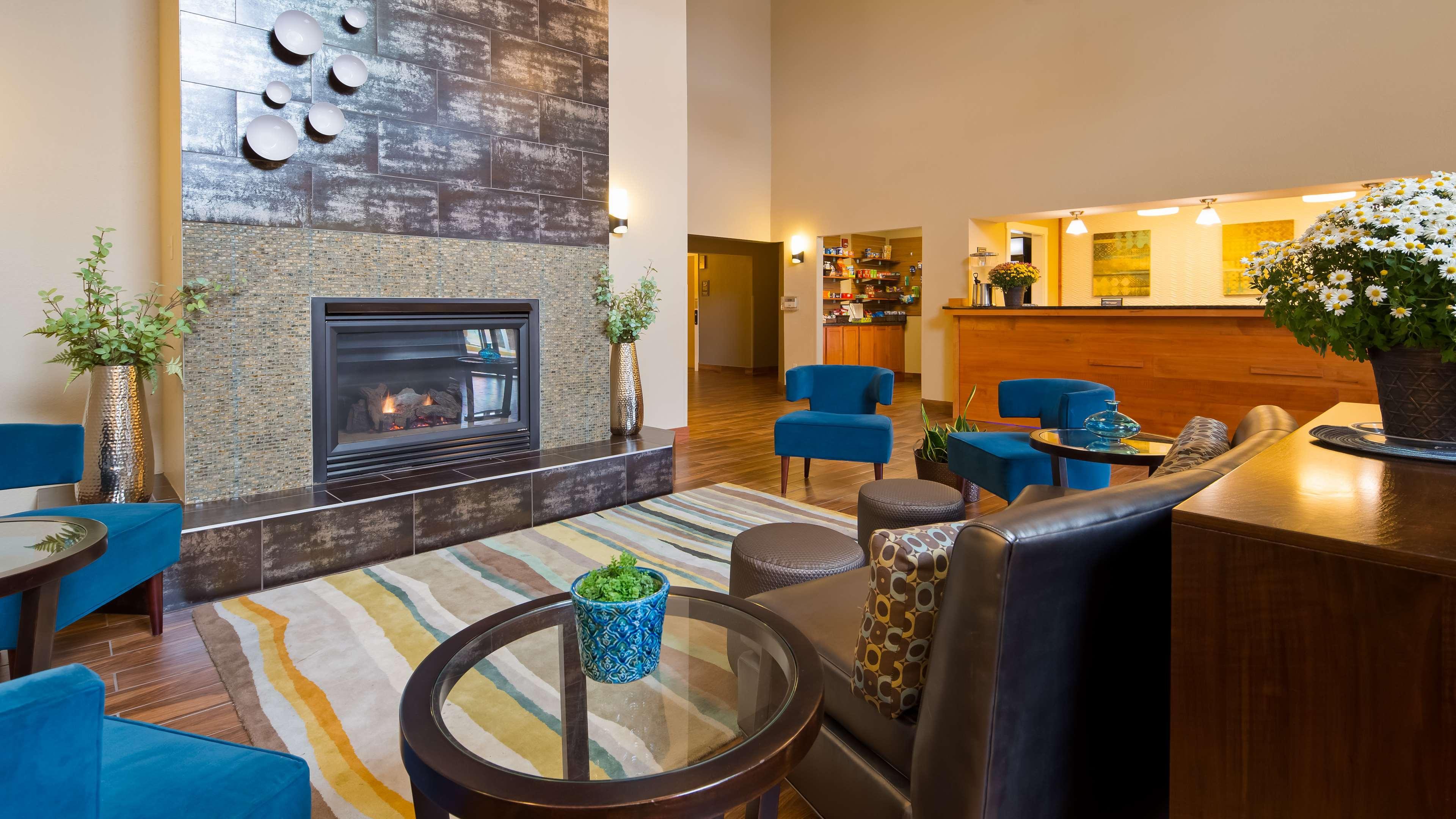 BEST WESTERN Plus Menomonie Inn&Suites Extérieur photo